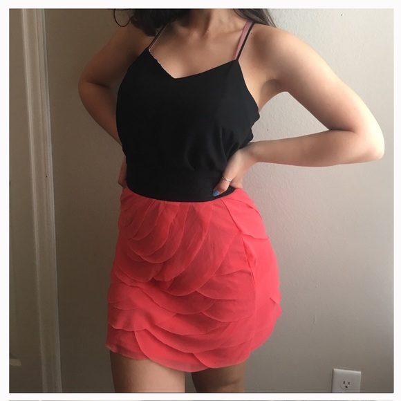 🌷 Express Peach Petal Skirt😍 - Picture 1 of 4